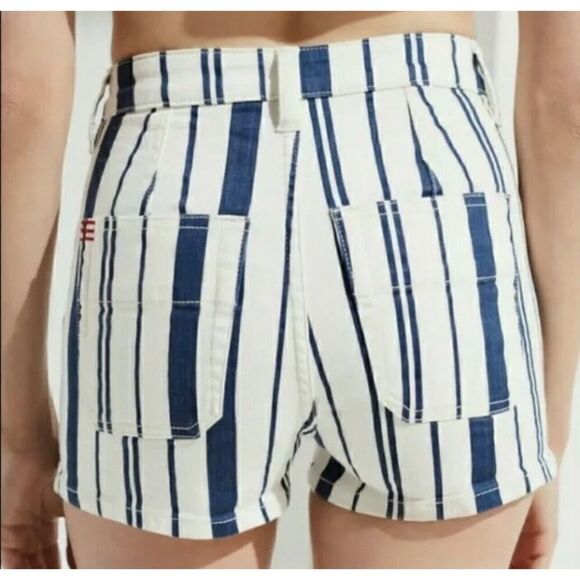 BDG Urban Pinup High Rise Denim Shorts - Picture 2 of 6